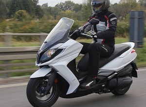 Kymco New Downtown 350i - skuter z prawdziwego zdarzenia