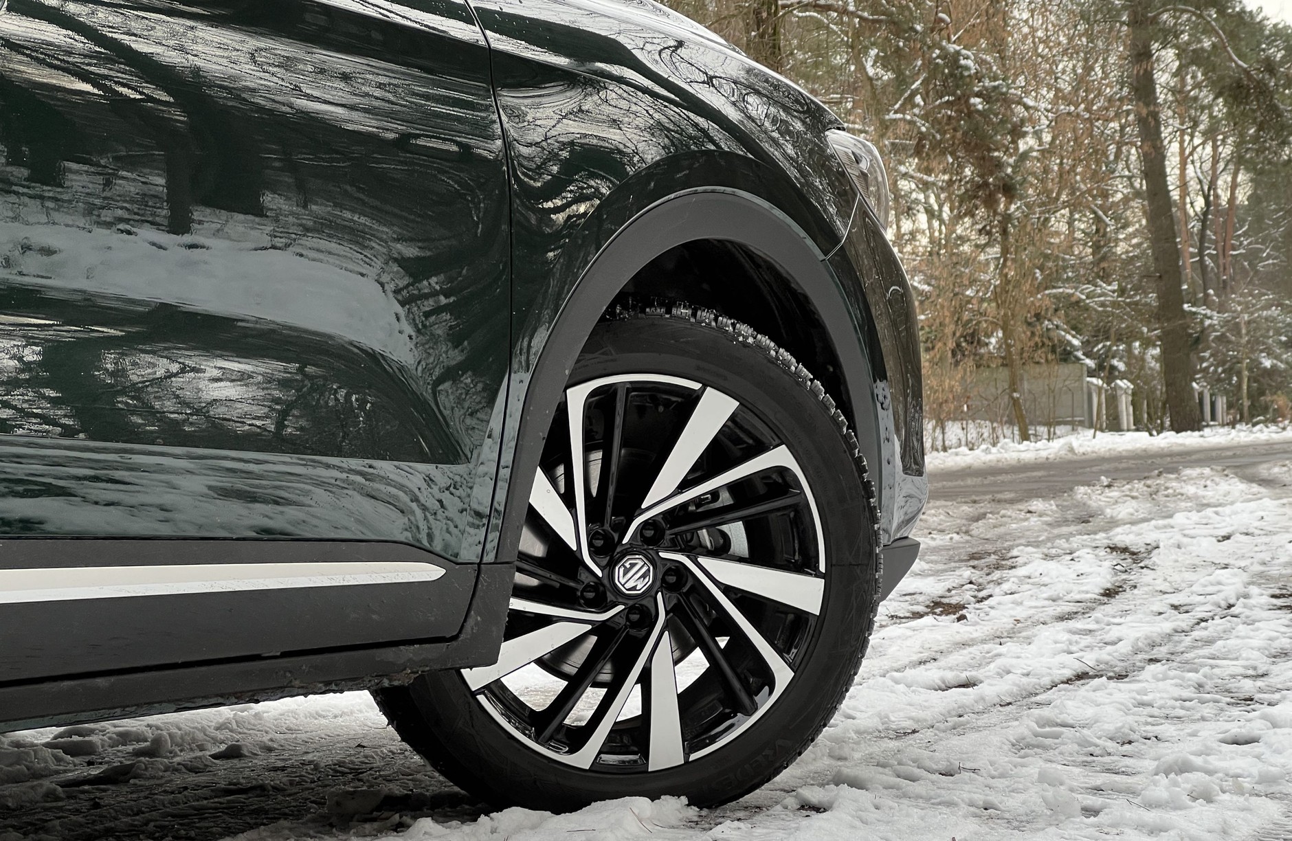 MG ZS (druga generacja; wersja Hybrid+)