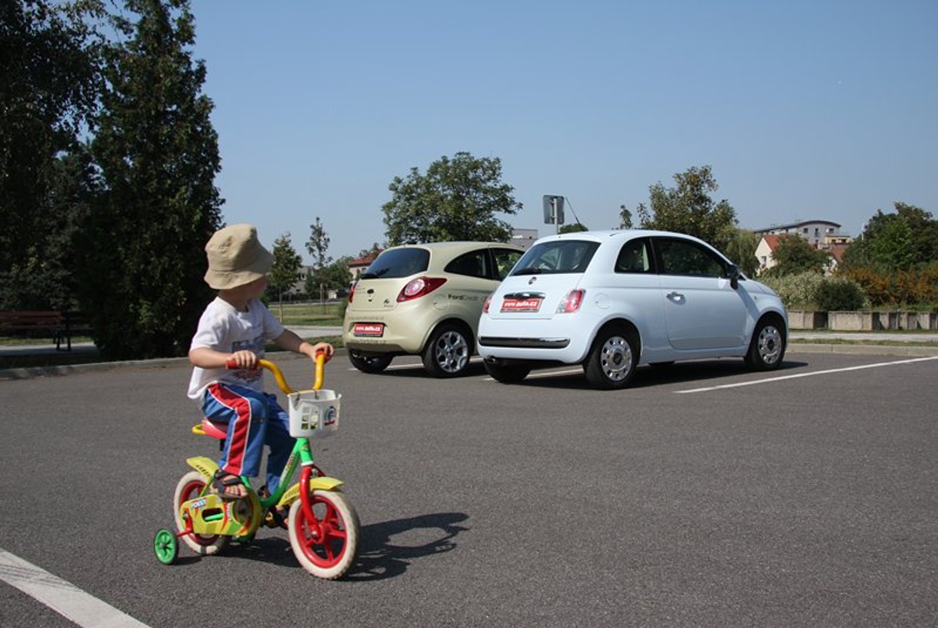 Test: Fiat 500 1,2 (51 kW) vs. Ford Ka 1,2 (51 kW) – Malá piva