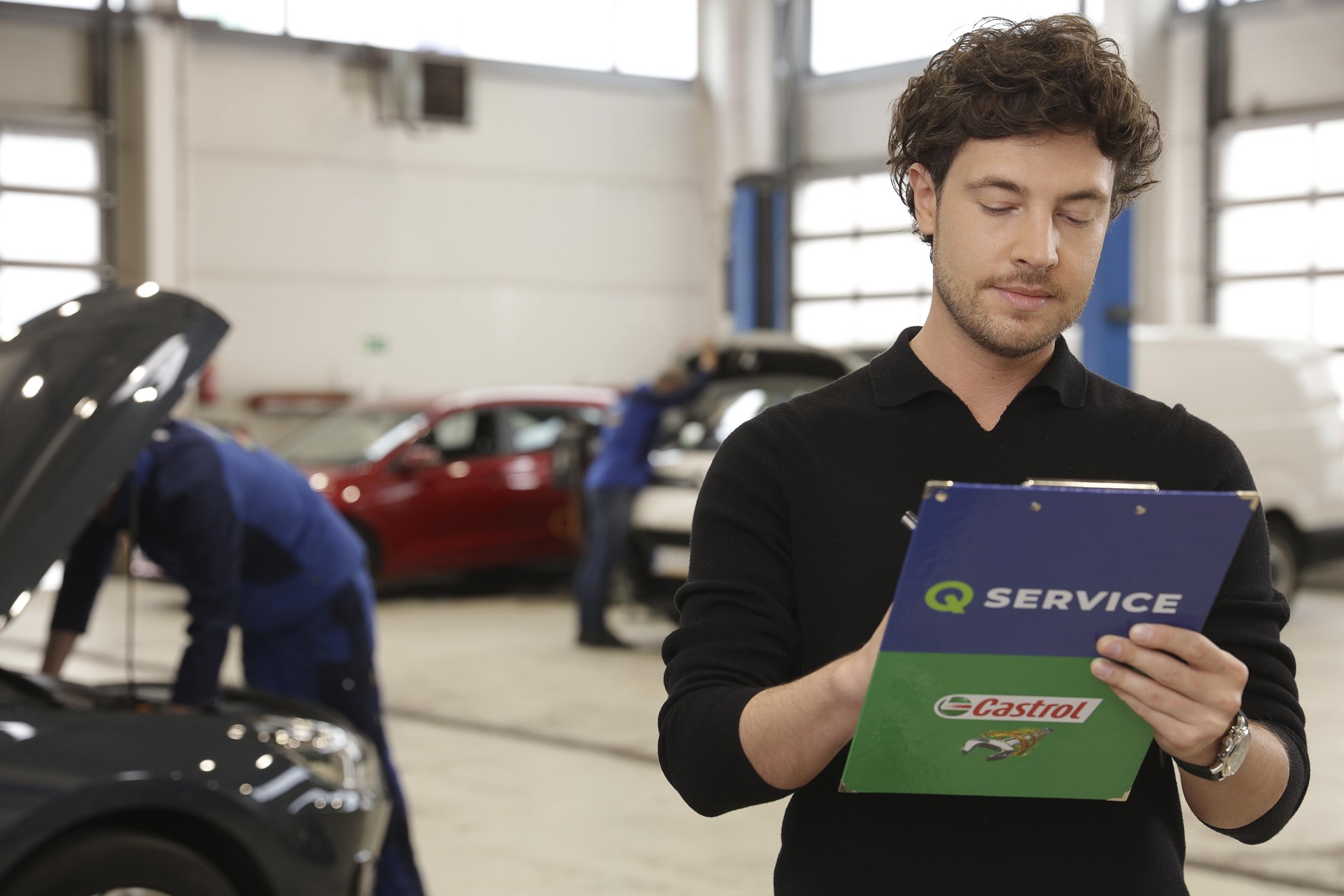 Q Service Castrol