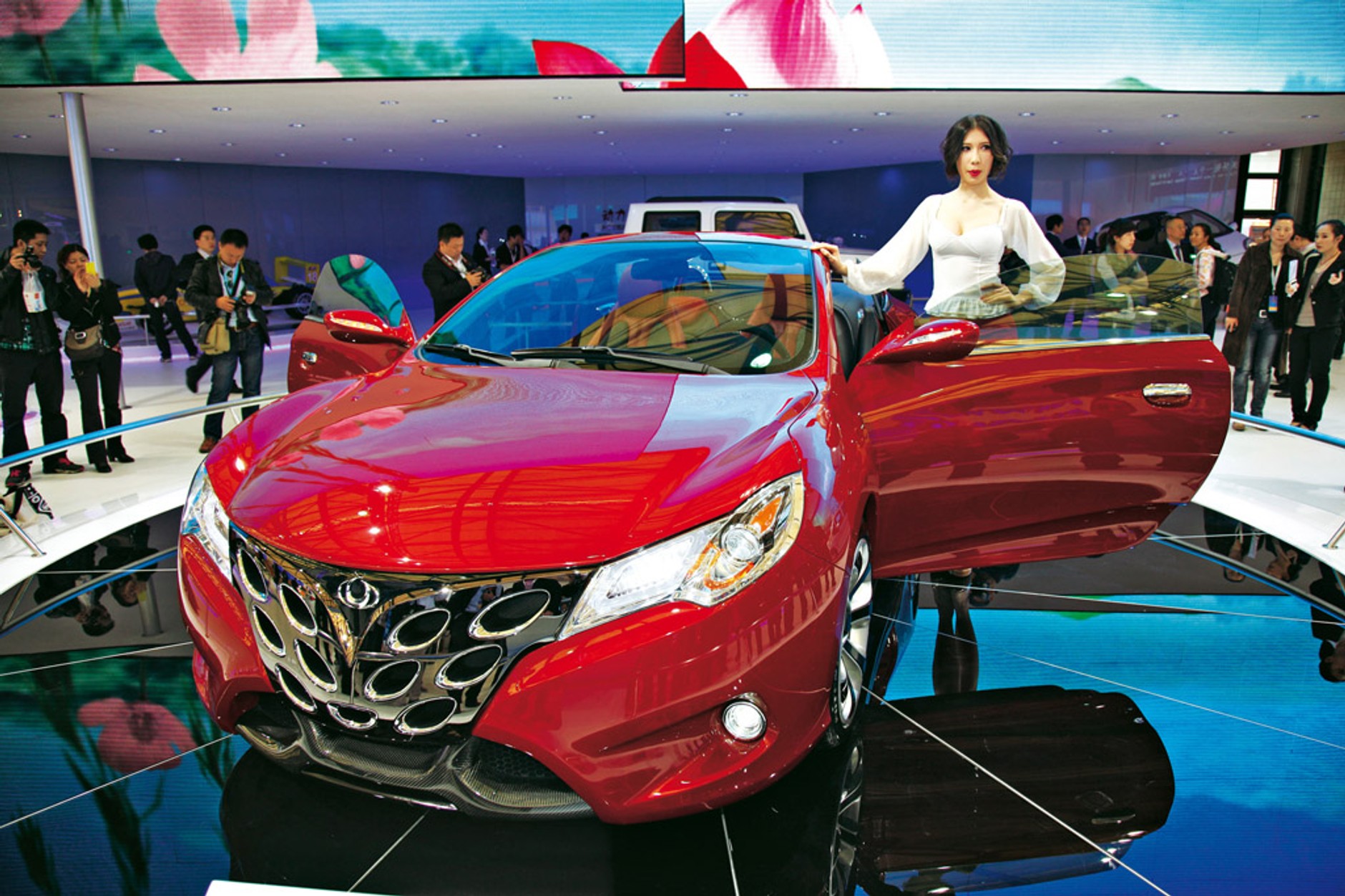 Auto Shanghai 2011: salon z podróbkami