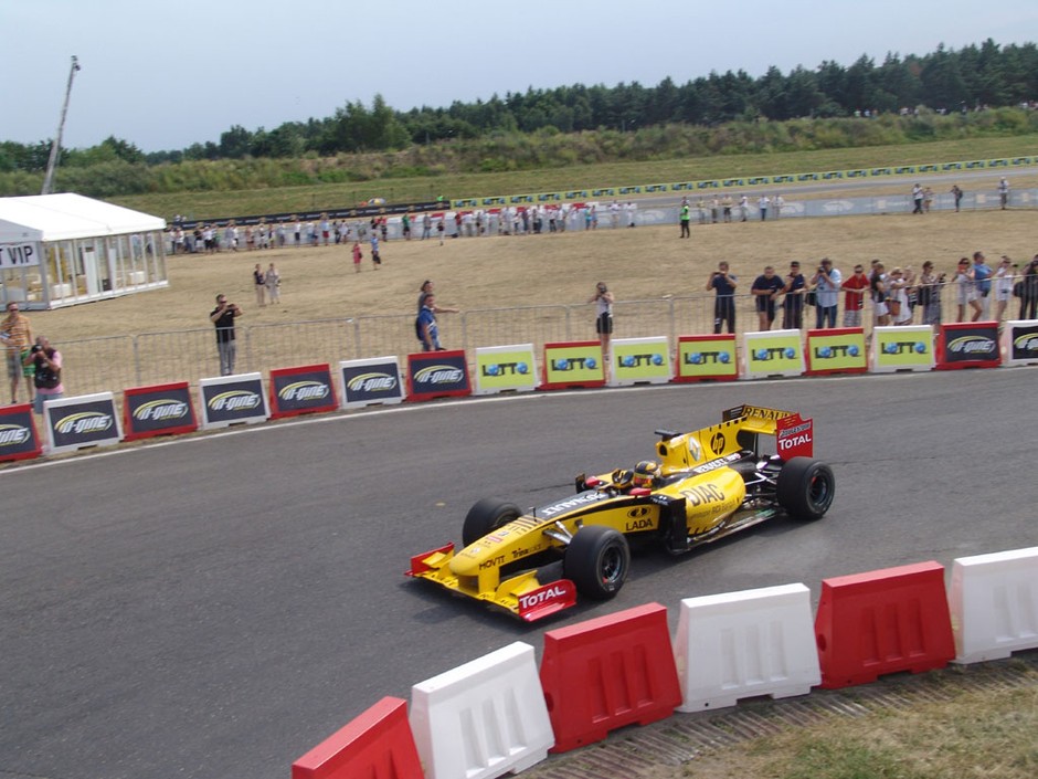 N-Gine Renault F1 Team Show: Kubica szalał w Poznaniu