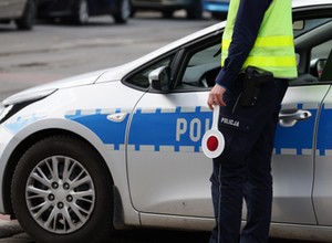 Na polskich drogach to nagminne. Pokazali reakcje kierowców na mandat [WIDEO]