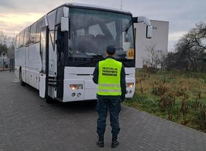 Autokar miał zawieźć dzieci na wycieczkę. Musieli interweniować inspektorzy ITD