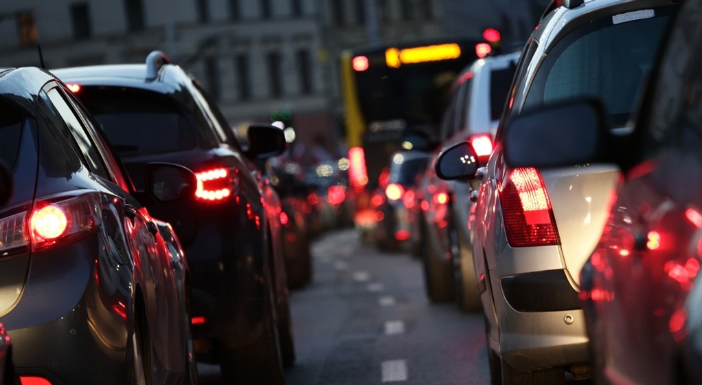 shutterstock 2089380076