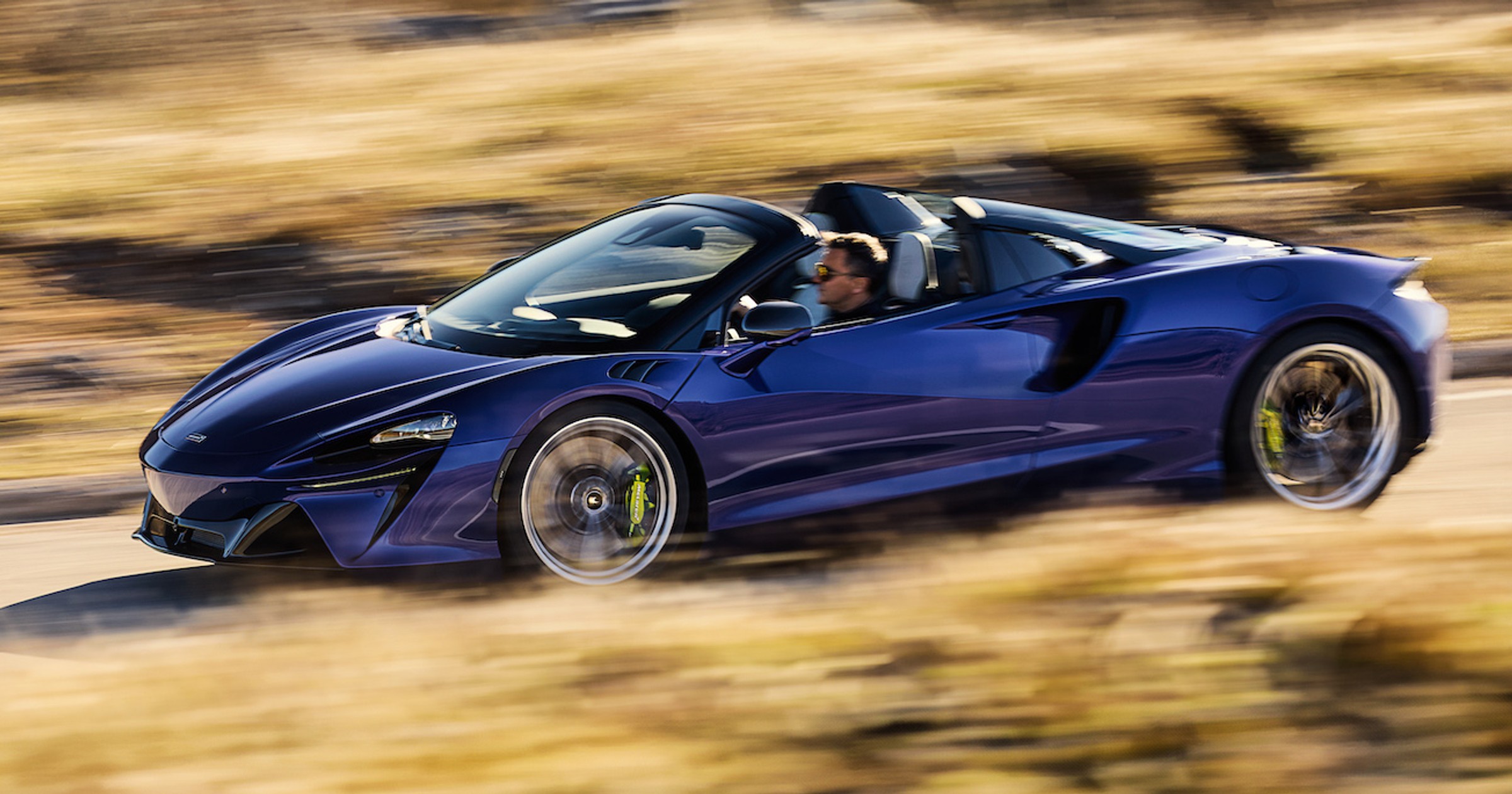 McLaren Artura Spider