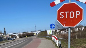 W tej sytuacji możesz zignorować STOP. Nie ma mandatu 300 zł i osiem pkt karnych