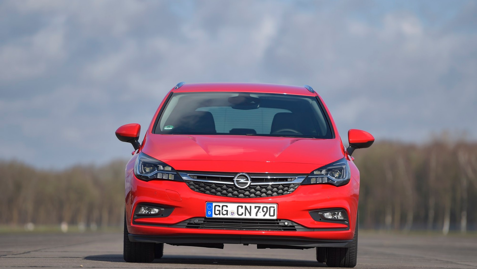 Uwodziciele rodzin - Kia cee'd SW, Opel Astra Sports Tourer, Peugeot 308 SW i Seat Leon ST