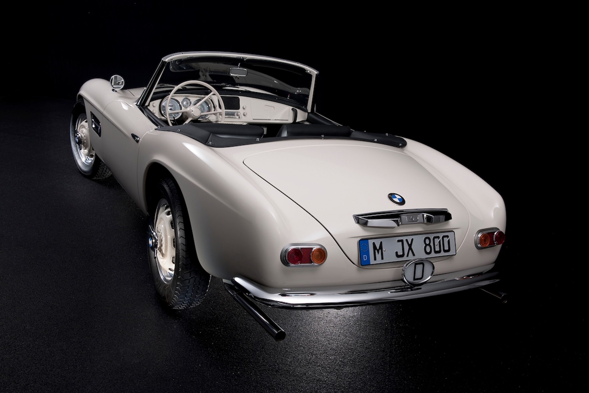 Odrestaurowane BMW 507 Elvisa Presleya