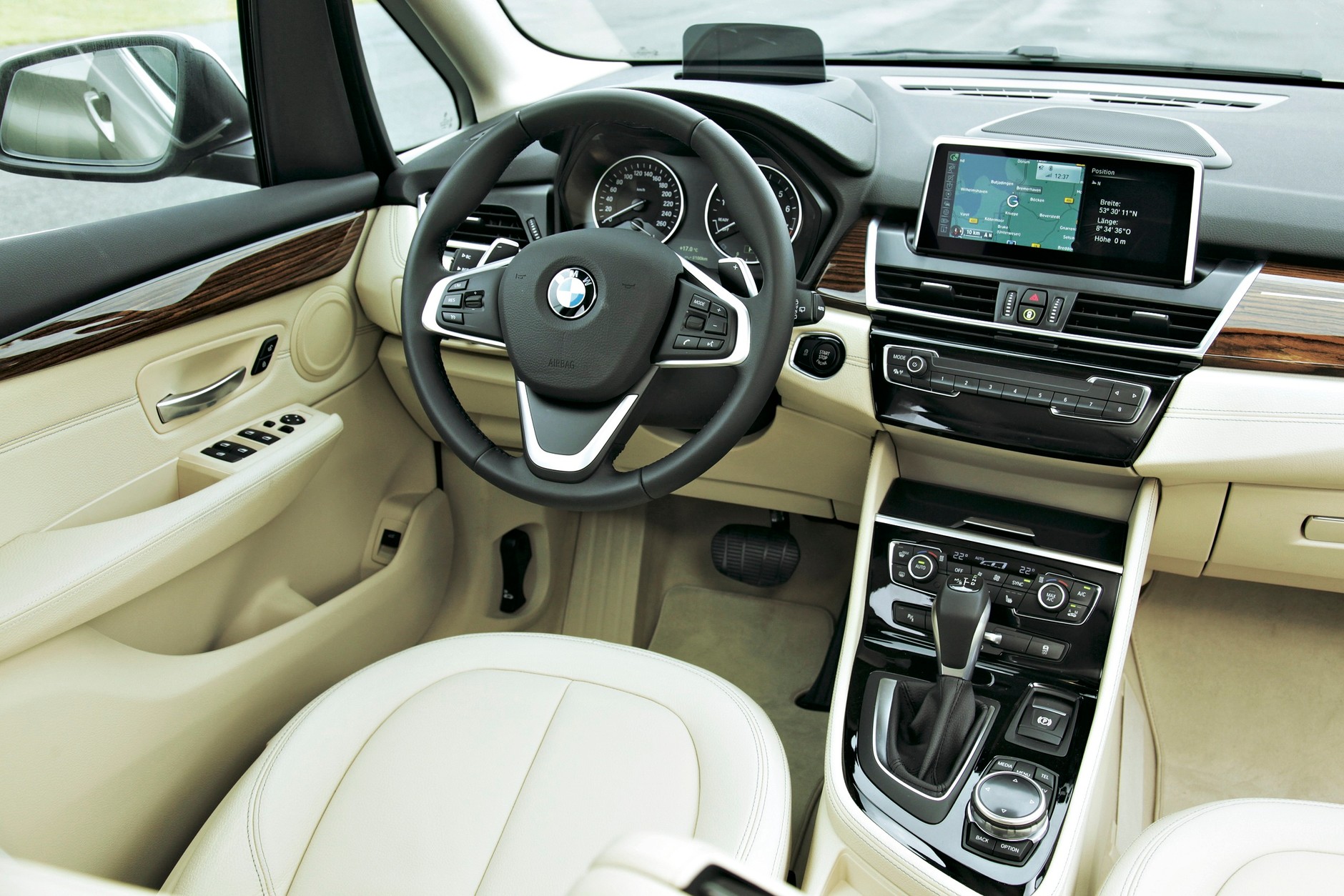 BMW 225i Active Tourer