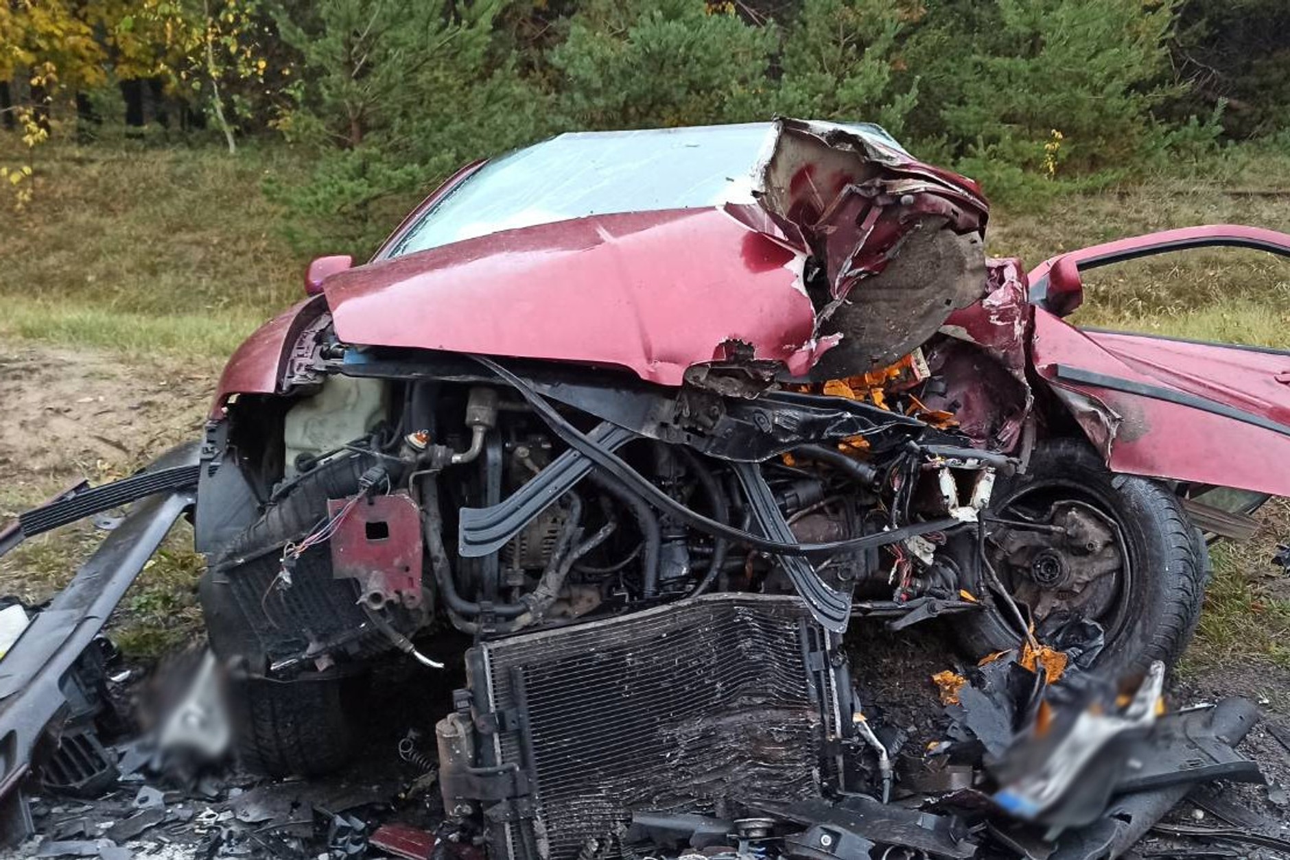 Przerażający wypadek na Mazowszu. Z auta nie było czego zbierać