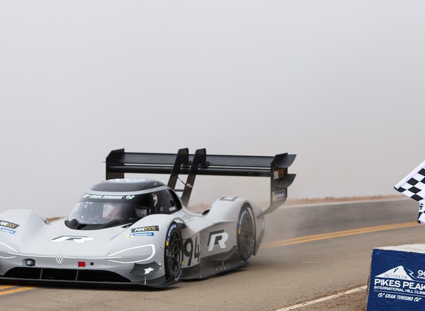 Rekord Pikes Peak pobity: elektryczny Volkswagen najszybszy