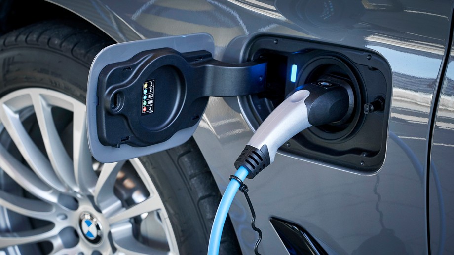 BMW Serii 5 7 generacja 2020 rok limuzyna