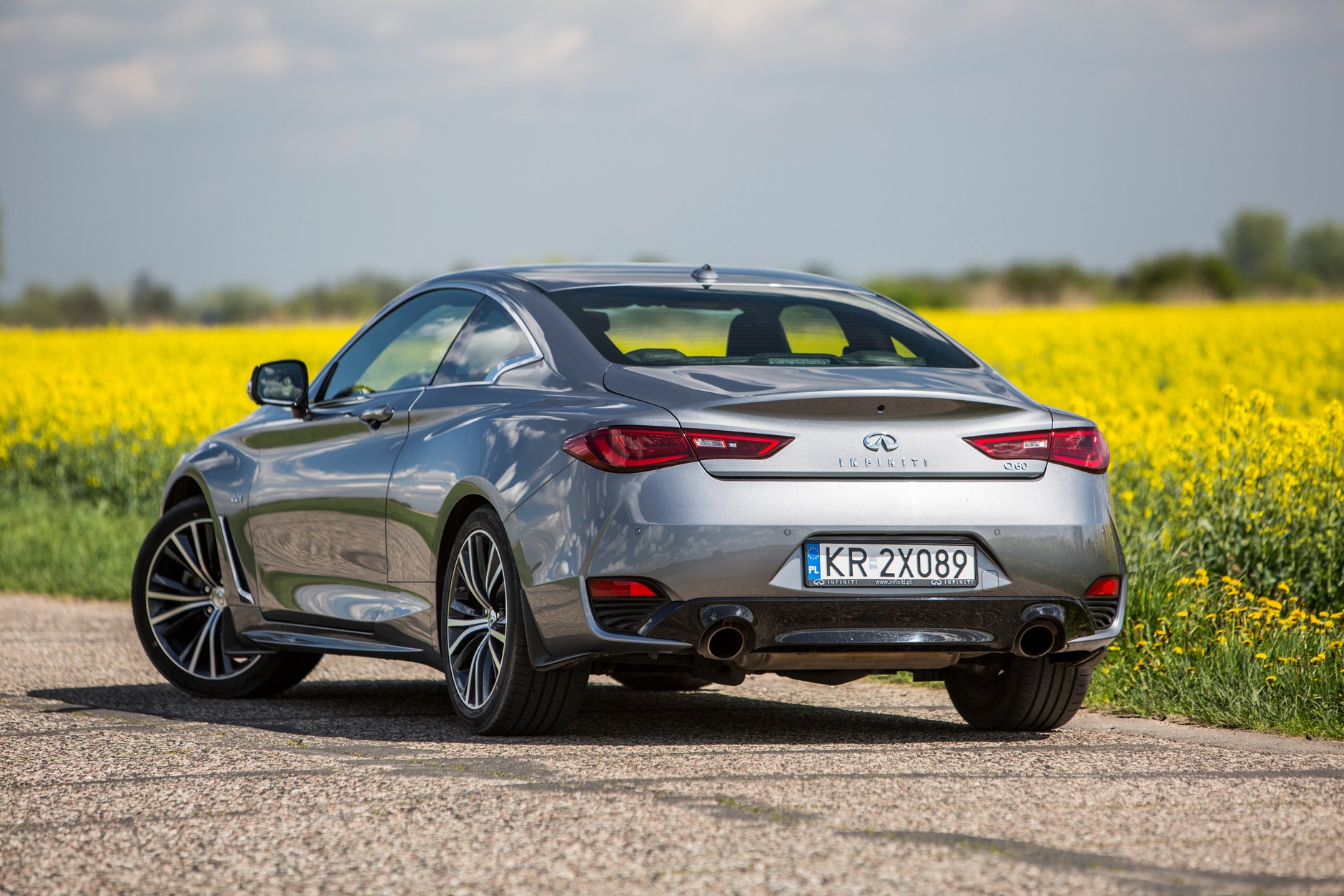 Infiniti Q60 2.0t