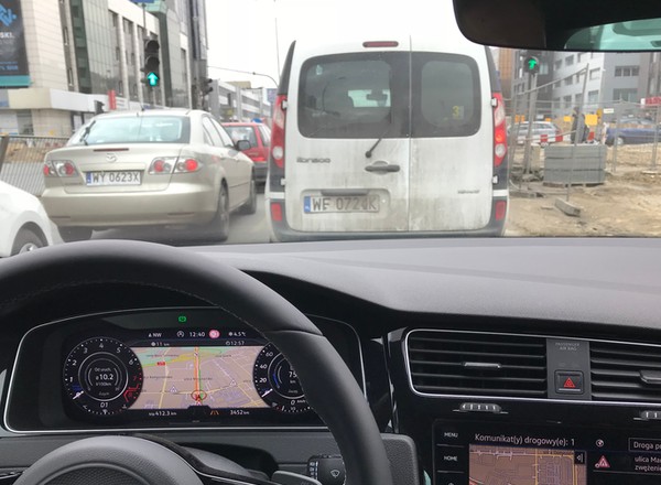 Jak omijać korki i inne utrudnienia na drogach?