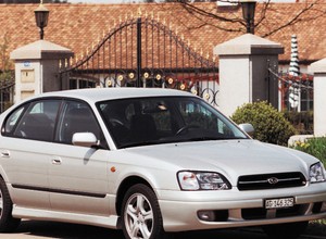 Jak wybrać rodzinne auto za 10 000 zł?