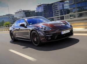Porsche Panamera 4S e-hybrid. W tym modelu 5 l/100 km to żaden wyczyn