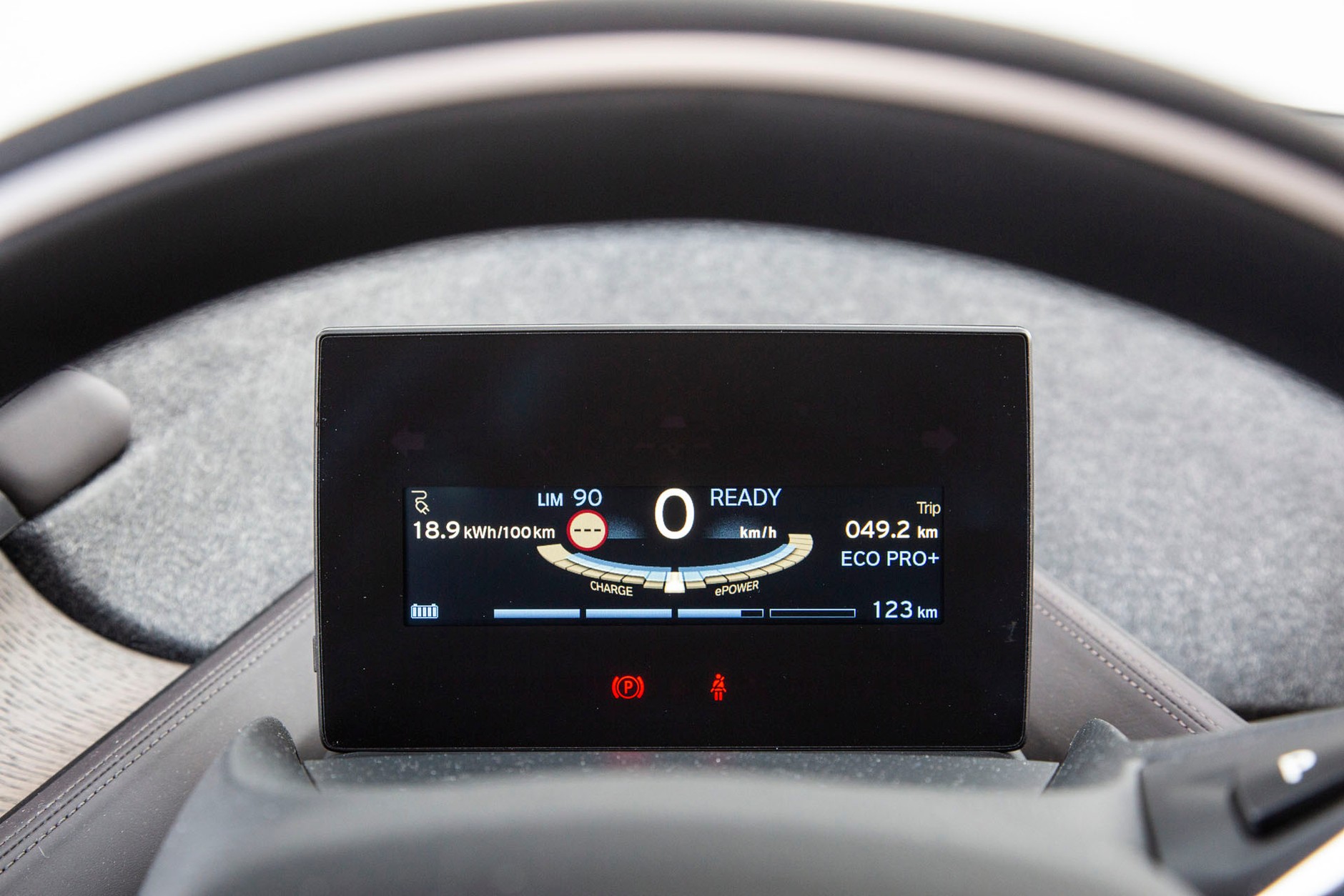 BMW i3s - frajda z jazdy "elektrykiem"?