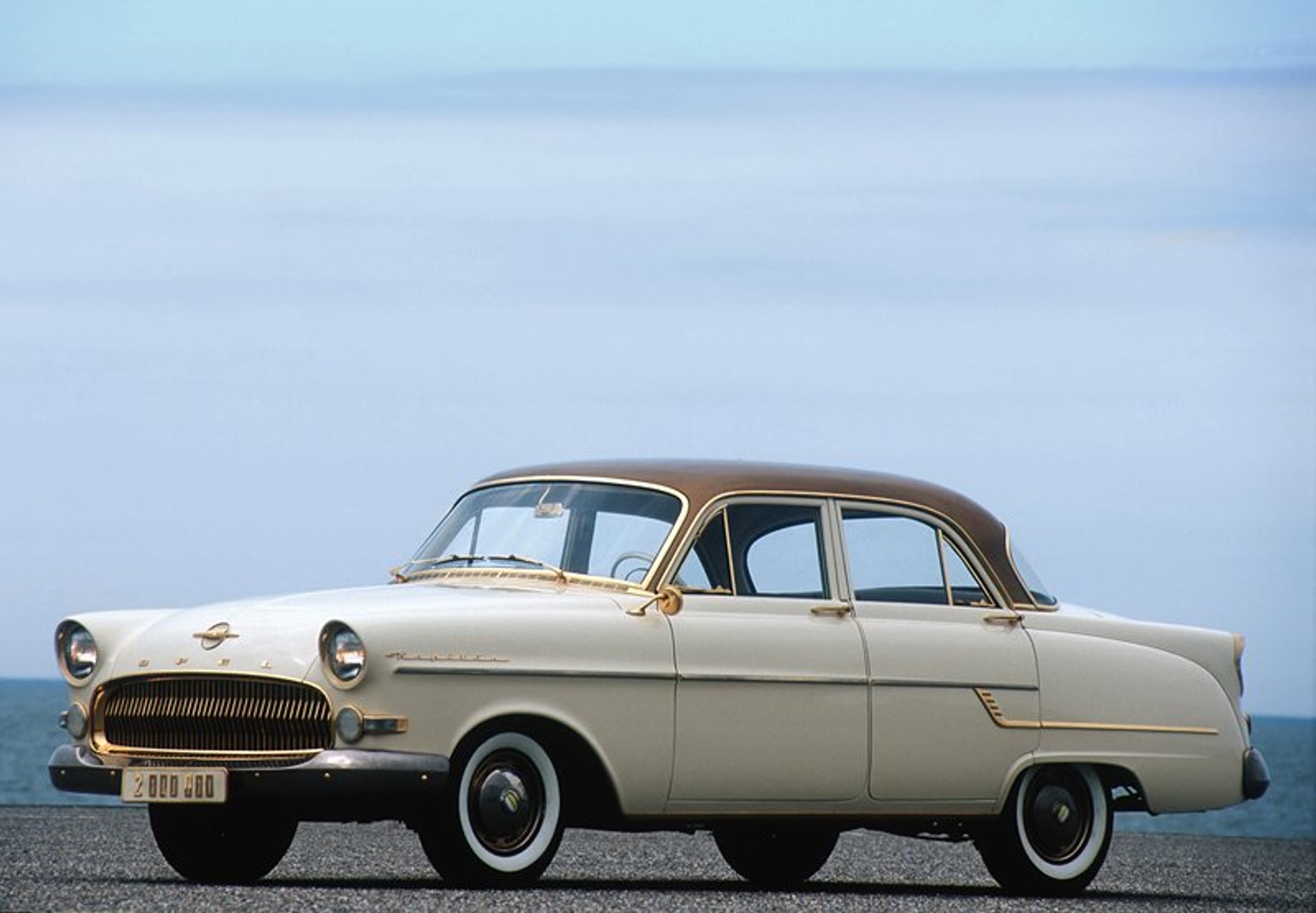 Opel: wiosna oldtimerów (fotogaleria)