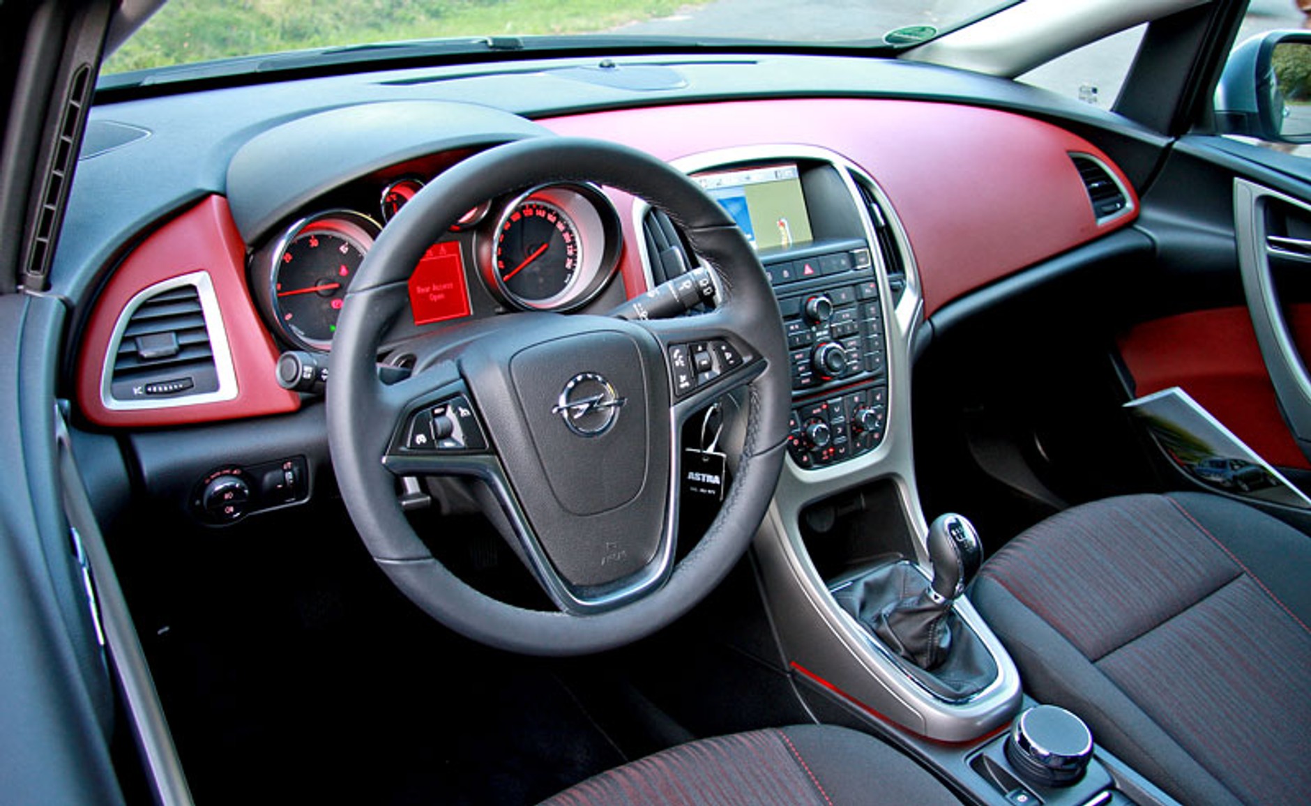Opel Astra: pierwsze wrażenia z jazdy