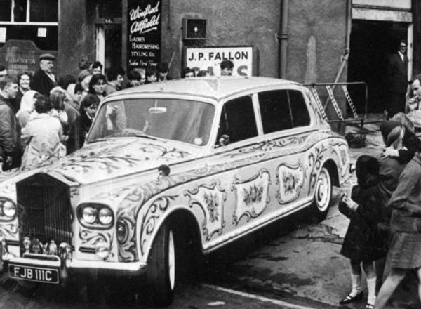 Rolls-Royce: niezwykły samochód Johna Lennona
