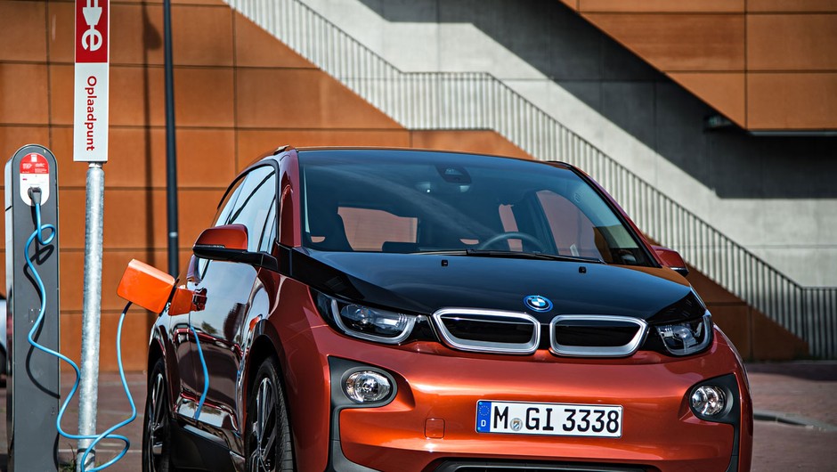 BMW i3