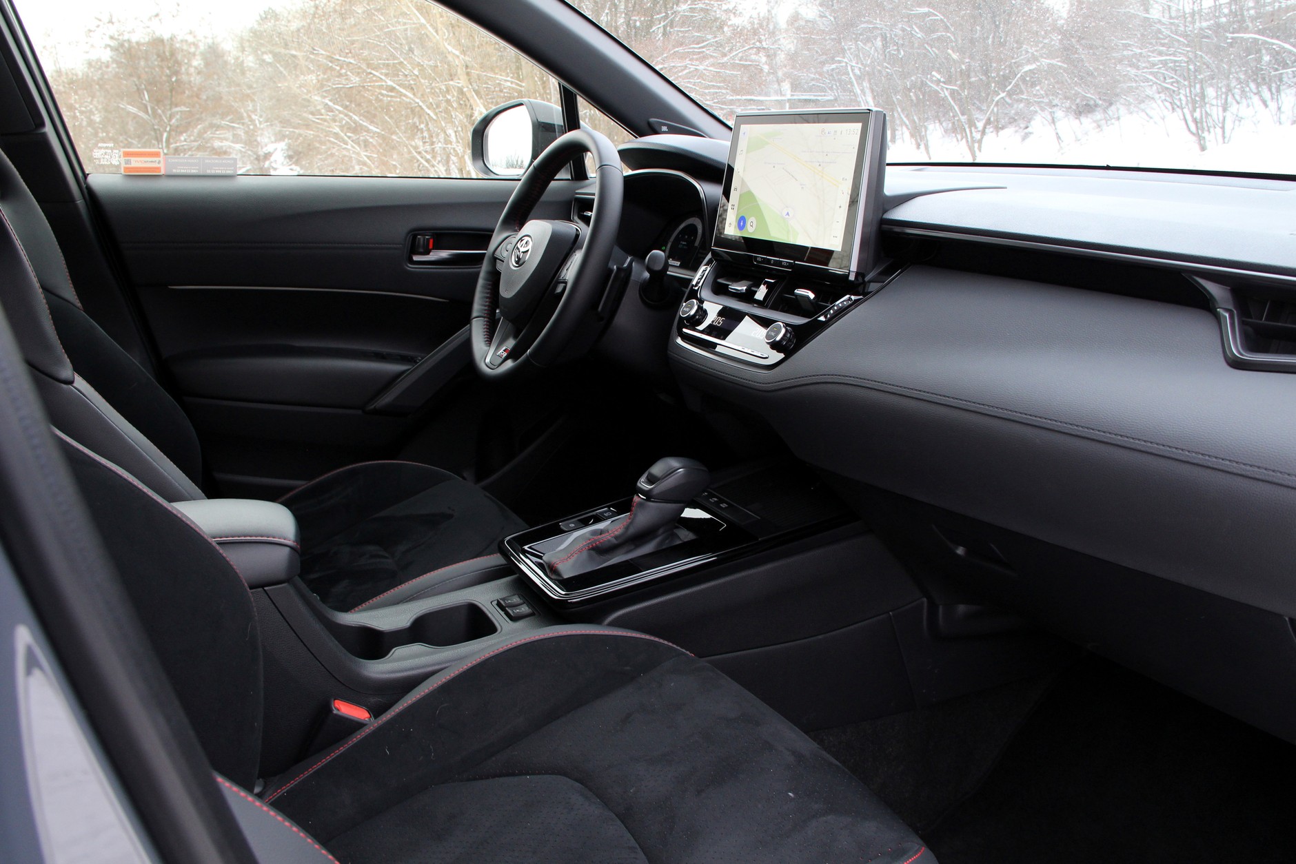 Toyota Corolla Cross 2.0 Hybrid GR Sport 