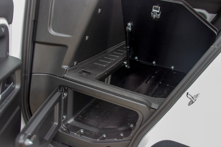 Land Rover Defender Hard Top