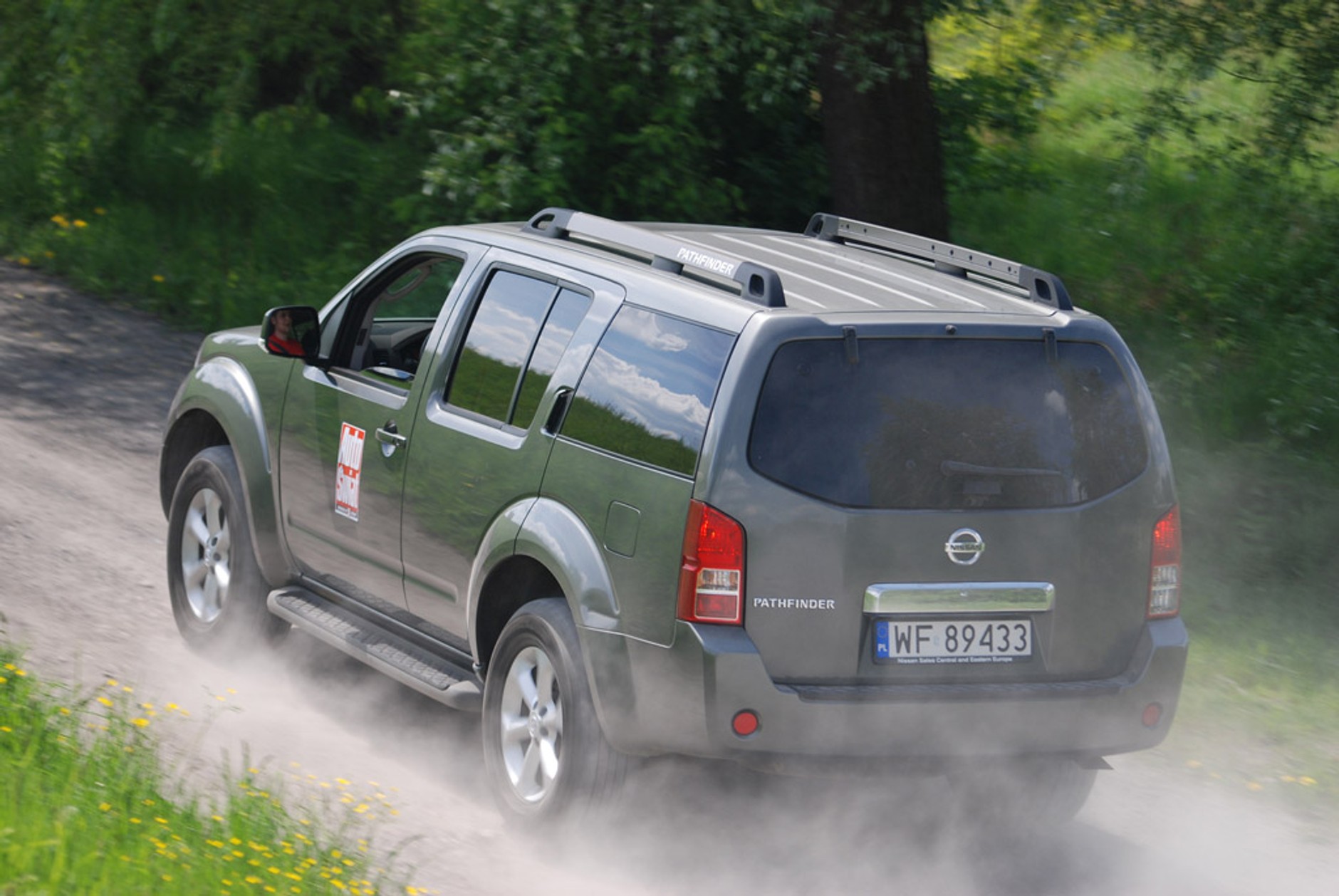 Używany Pathfinder: czy kontynuuje tradycję Nissana?