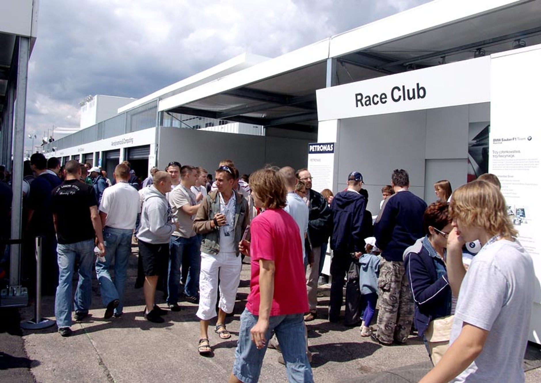 BMW Sauber F1 Pit Lane Park: Kubica - na największy sukces jeszcze czekam!