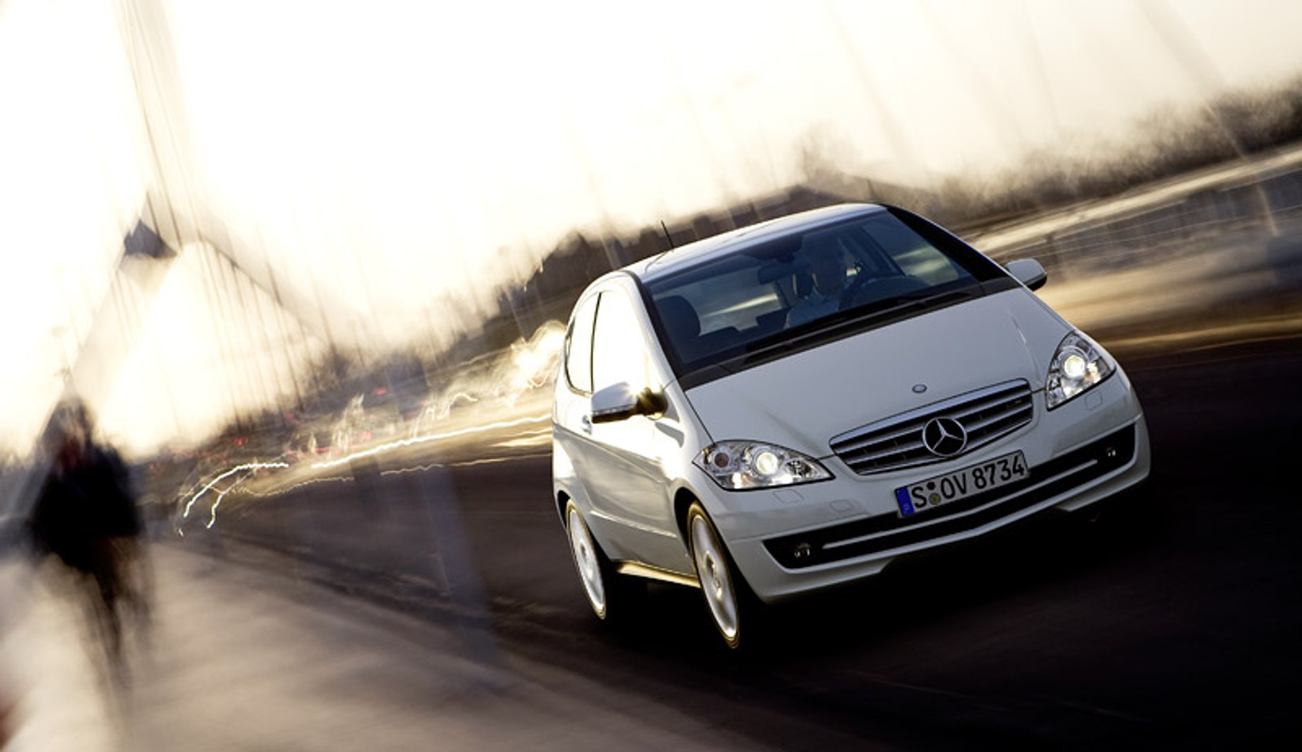 Mercedes-Benz: nowa A-Klasa będzie produkowana na Węgrzech