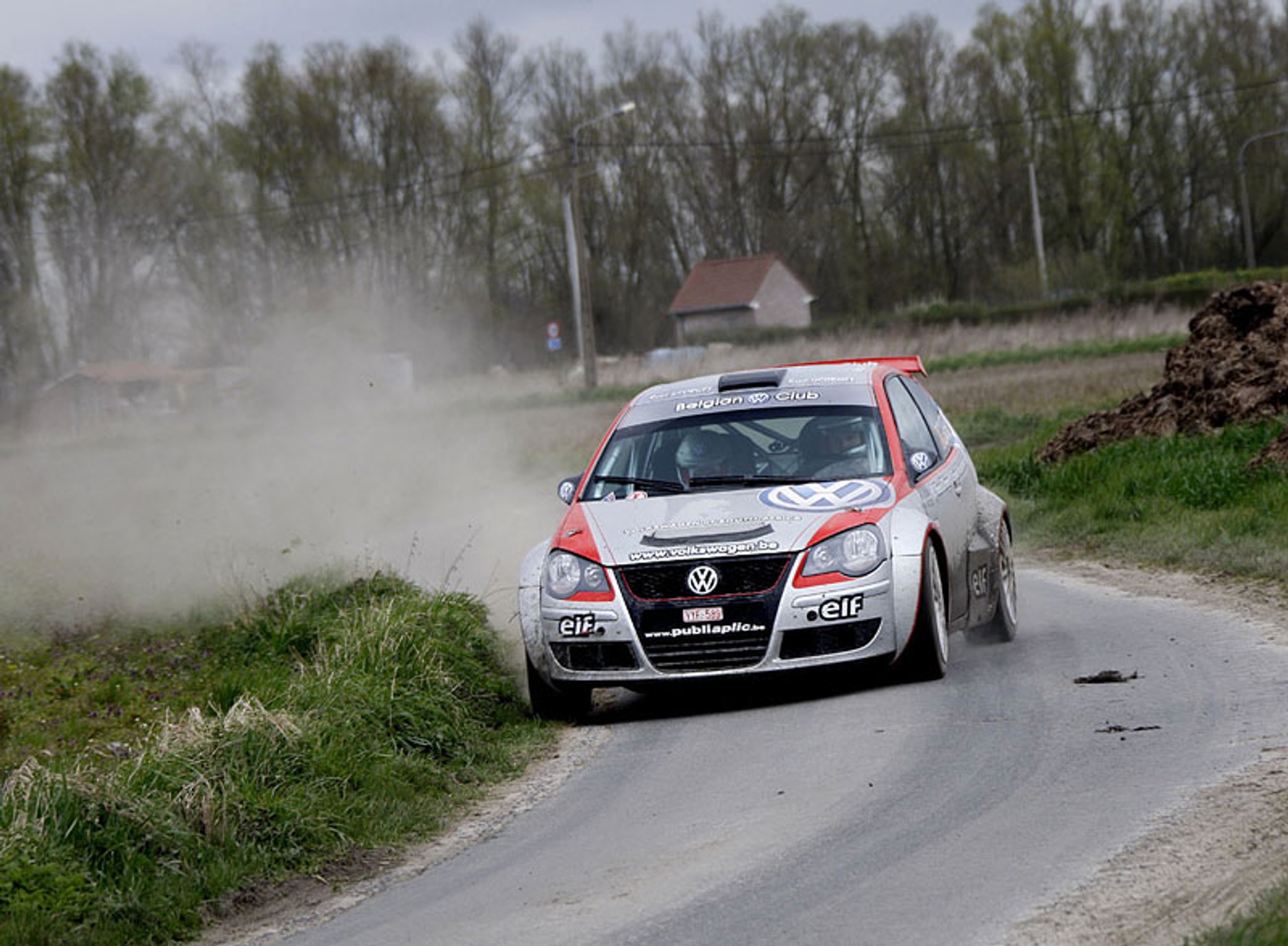 Rajdowcy w Belgii i na Węgrzech, tragiczny wypadek w Austrii
