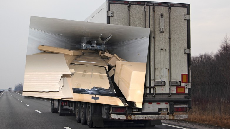 Straż Graniczna zatrzymała ciężarówkę z papierosami. Straty mogły wynieść 20 mln zł