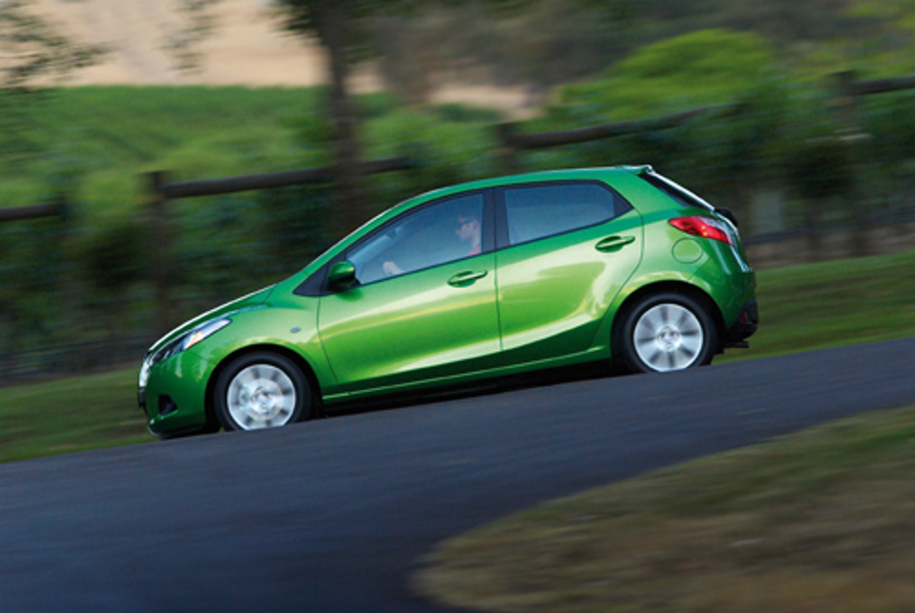 Mazda 2 - Całkowicie nowa