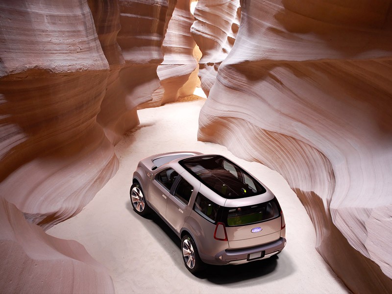 Detroit 2008: Ford Explorer America - oszczędniejszy olbrzym