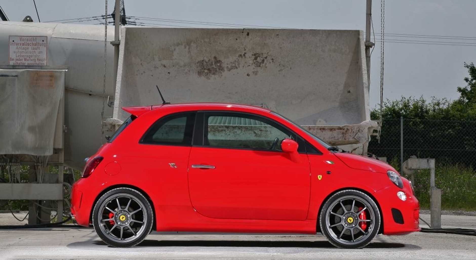 Pogea Racing Abarth 500 "Ferrari Dealers Edition