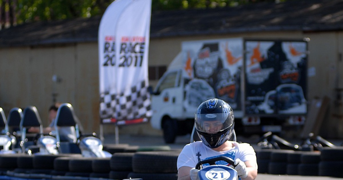 Kia Lotos Race - Szybko na torze, bezpiecznie na drodze