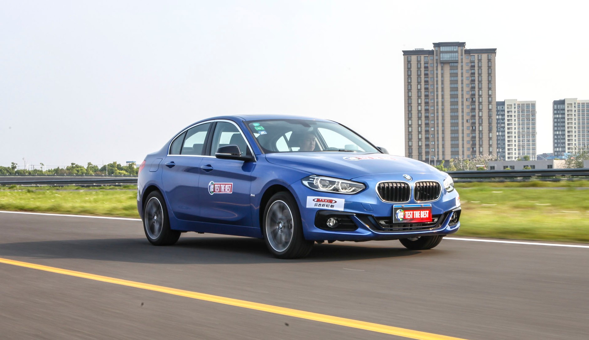 BMW-Brilliance 118i Limousine