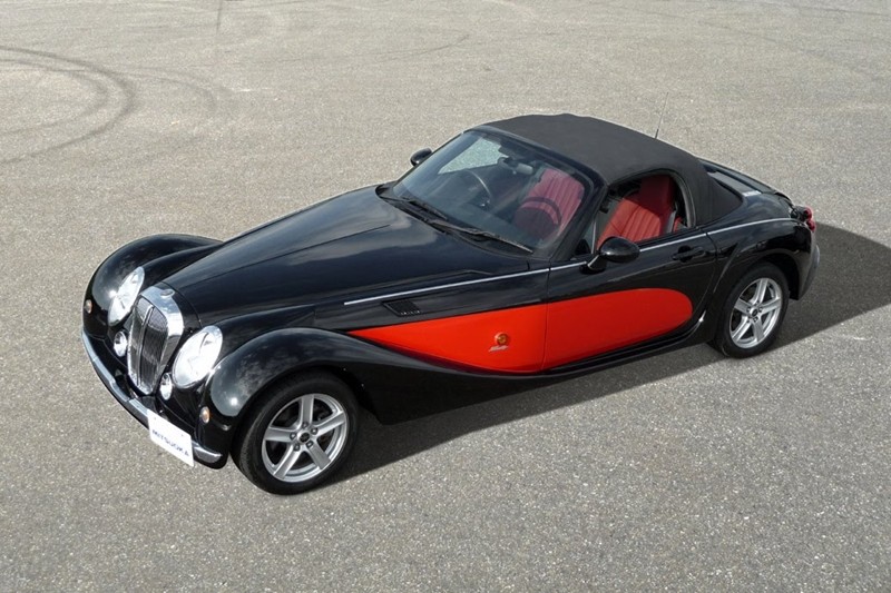 Mitsuoka Galue – Fiat, Rolls-Royce, Jaguar i Nissan w jednym