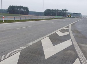 Od 3 czerwca poważne utrudnienia na S61. Wymienią betonowe płyty