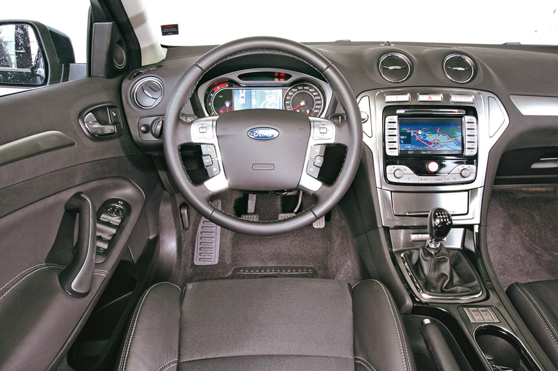 Kapryśny olbrzym: Test długodystansowy: Ford Mondeo 2.0 TDCI