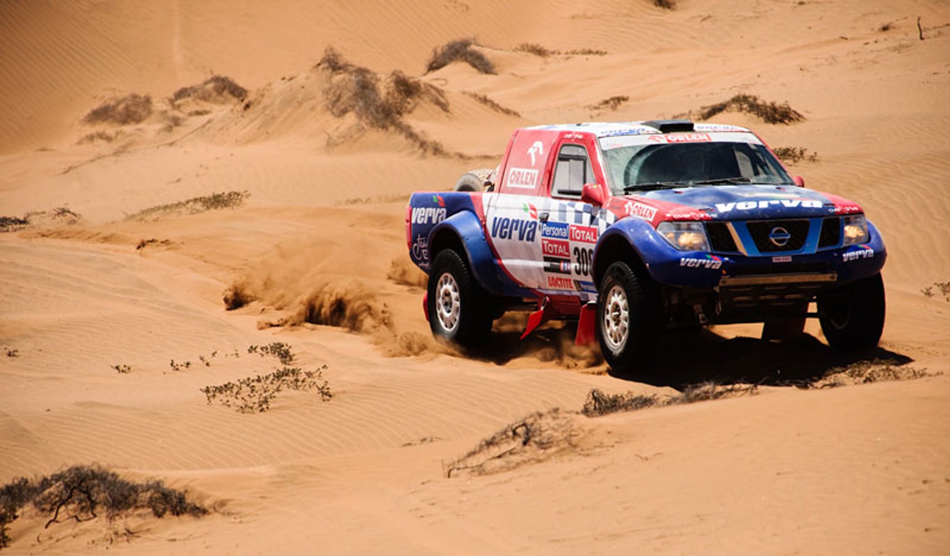 Rajd Dakar 2010: Przygoński goni najlepszych, pech Hołowczyca (9. etap na żywo, wyniki, foto)