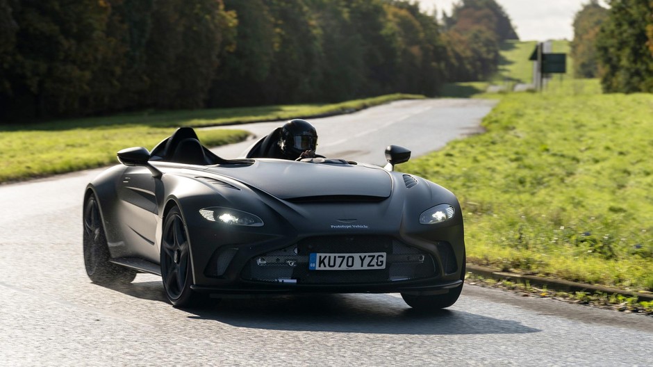 Aston Martin V12 Speedster