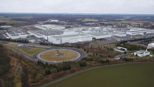 Fabryka w Hambach jest "gotowa na Grenadiera" 