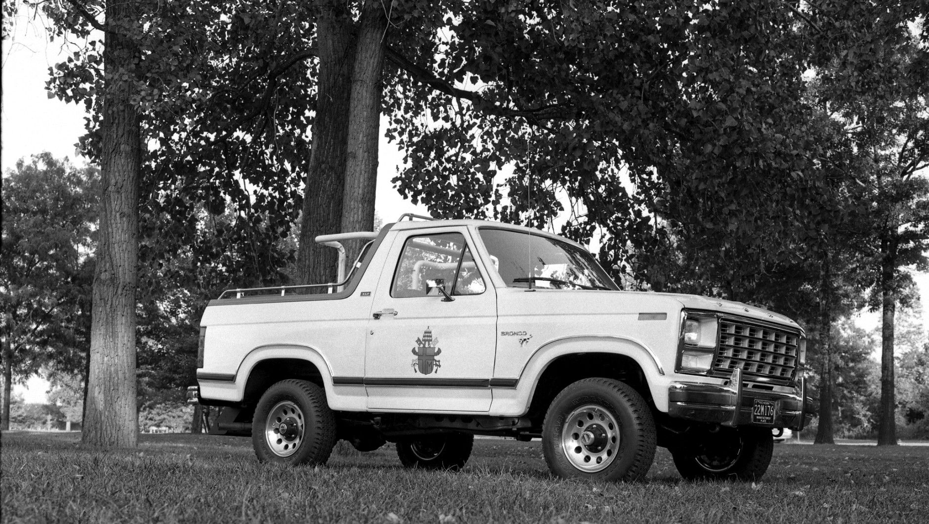 Papieski Ford Bronco