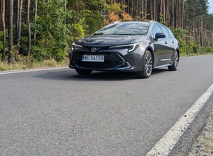 Bardzo dokładnie sprawdziłem, ile paliwa zużywa hybryda piątej generacji w Toyocie Corolli [Test długodystansowy, cz. II]