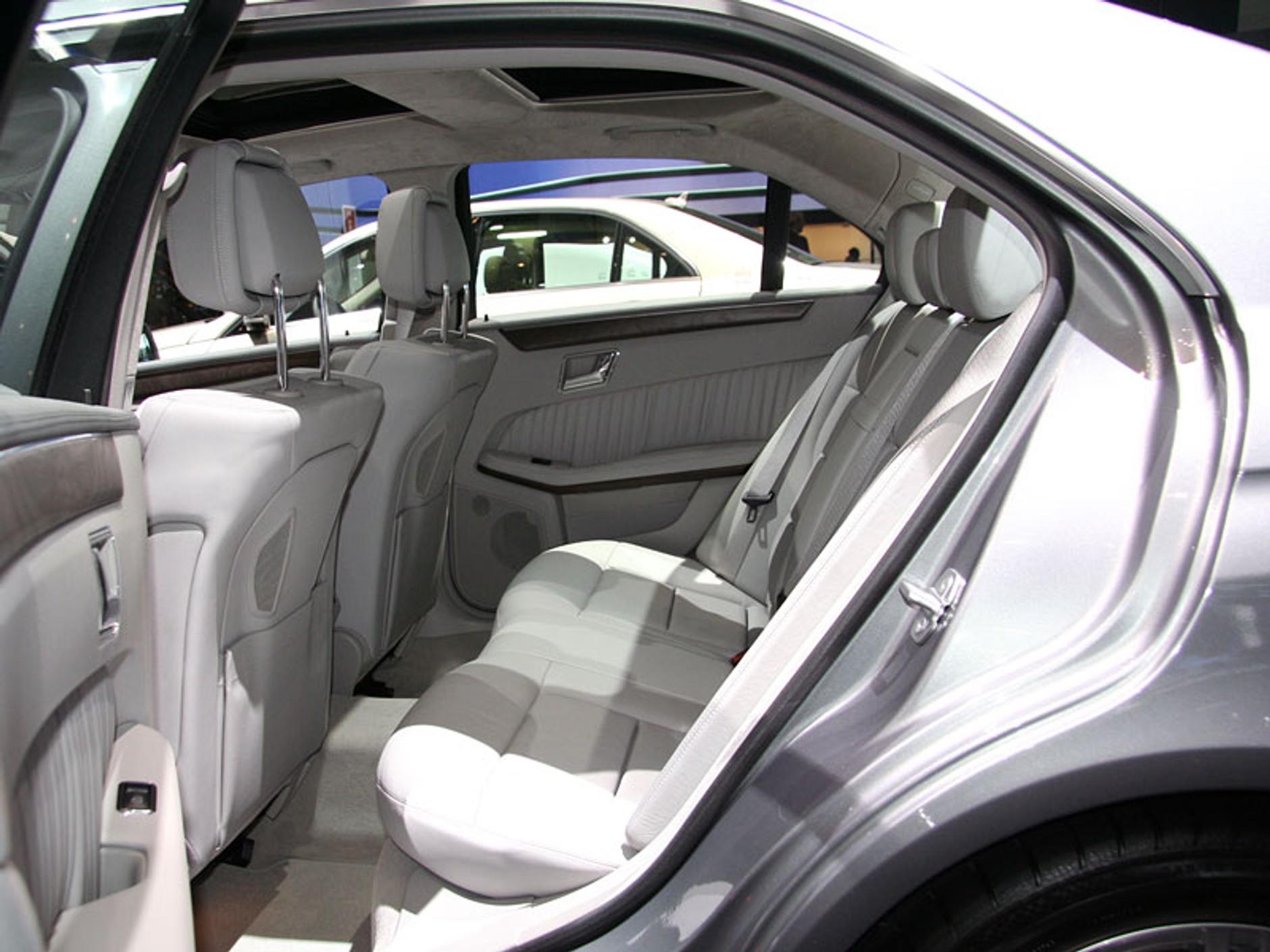 Genewa 2009: Mercedes-Benz klasy E – pierwsze wrażenia