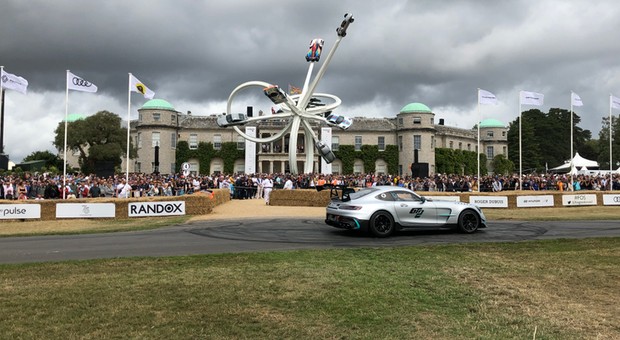 Goodwood Festival of Speed to motoryzacyjny Wimbledon. Tę imprezę trzeba zobaczyć na własne oczy