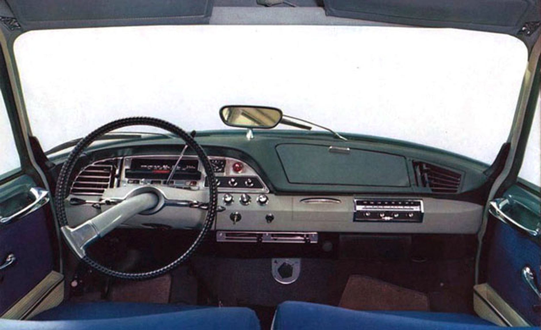 50 kultowych aut w Paradzie Zabytkowych Citroënów w Warszawie (3.10)