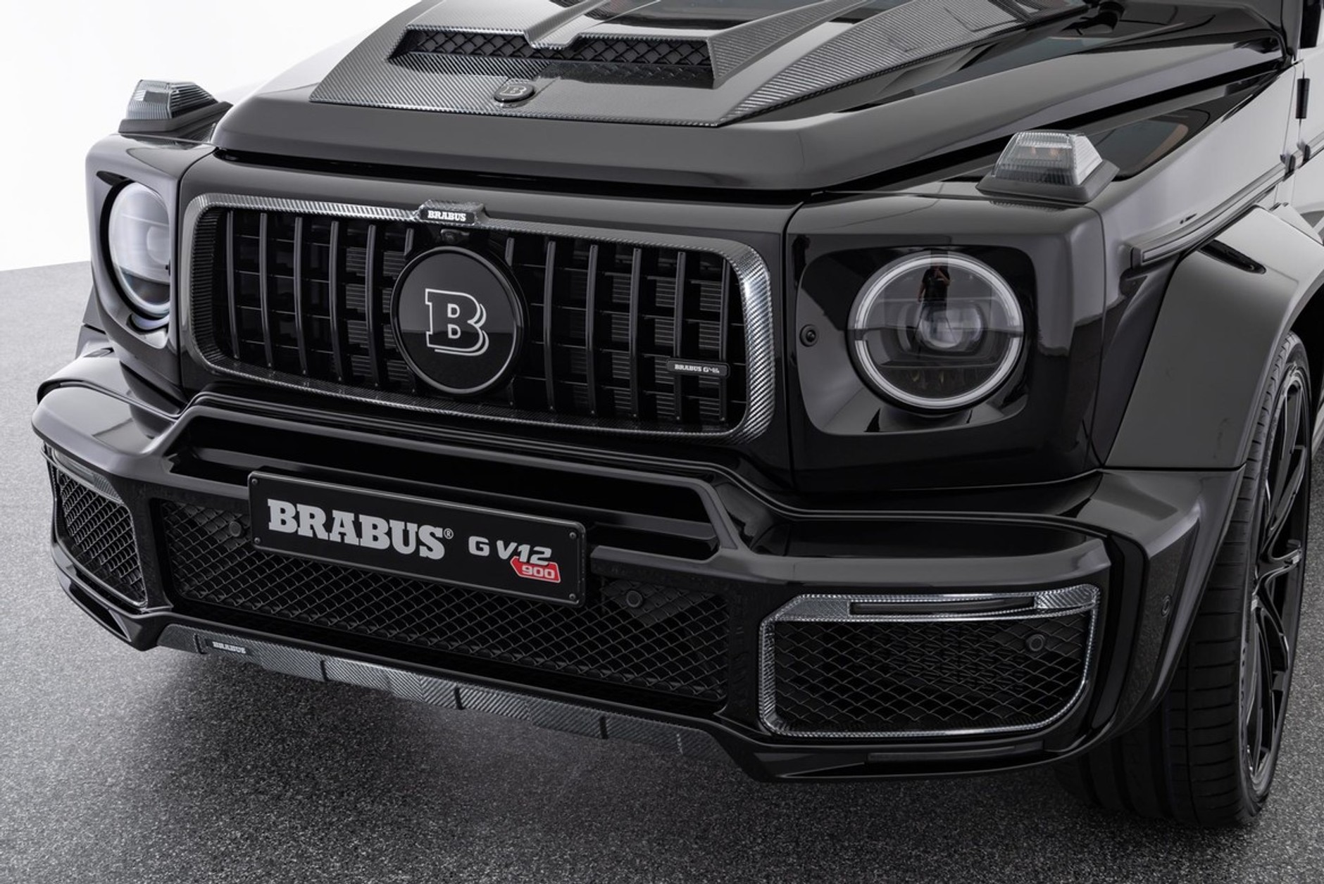 Brabus G V12 900